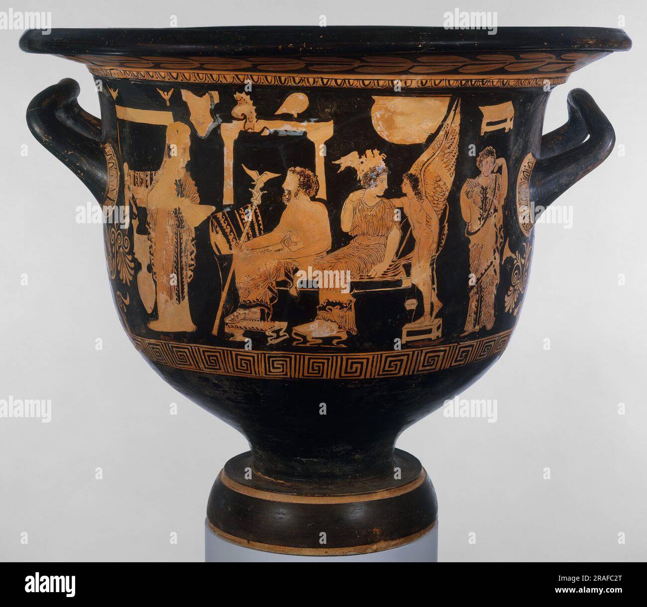 Terracotta Bell Krater (Mischschüssel) 380 v. Chr. von antiker griechischer Keramik Stockfoto