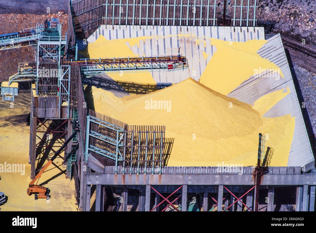 Luftaufnahme der Ölraffinerie Teersand, Alberta, Kanada Stockfoto