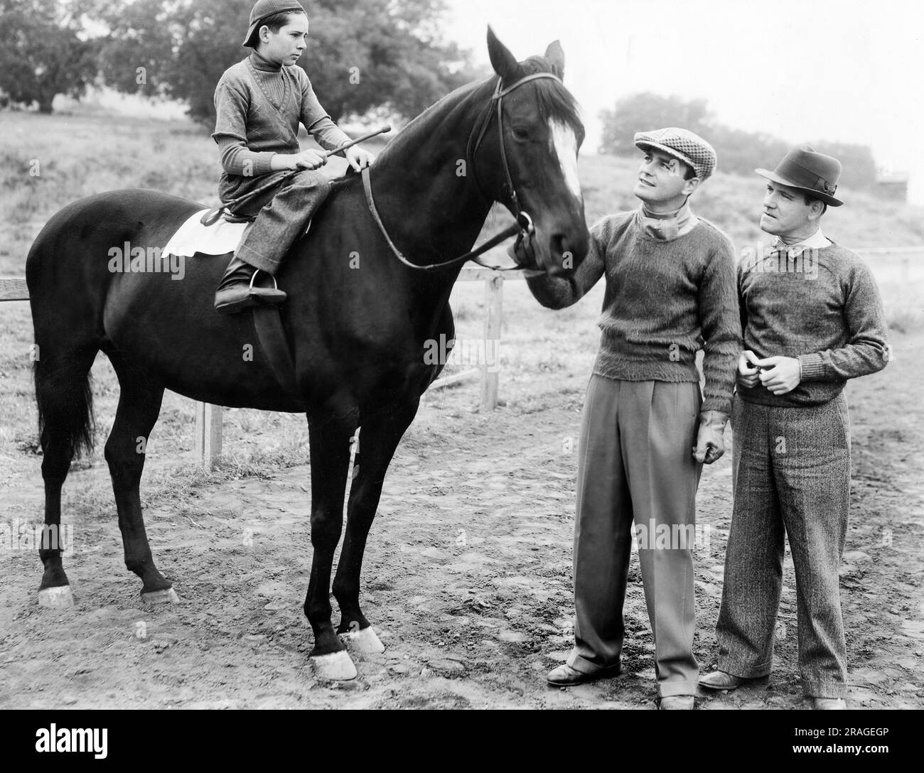 Lew Ayers, Tom Dugan, am Set des Films „Do't Bet on Love“, Universal Pictures, 1933 Stockfoto