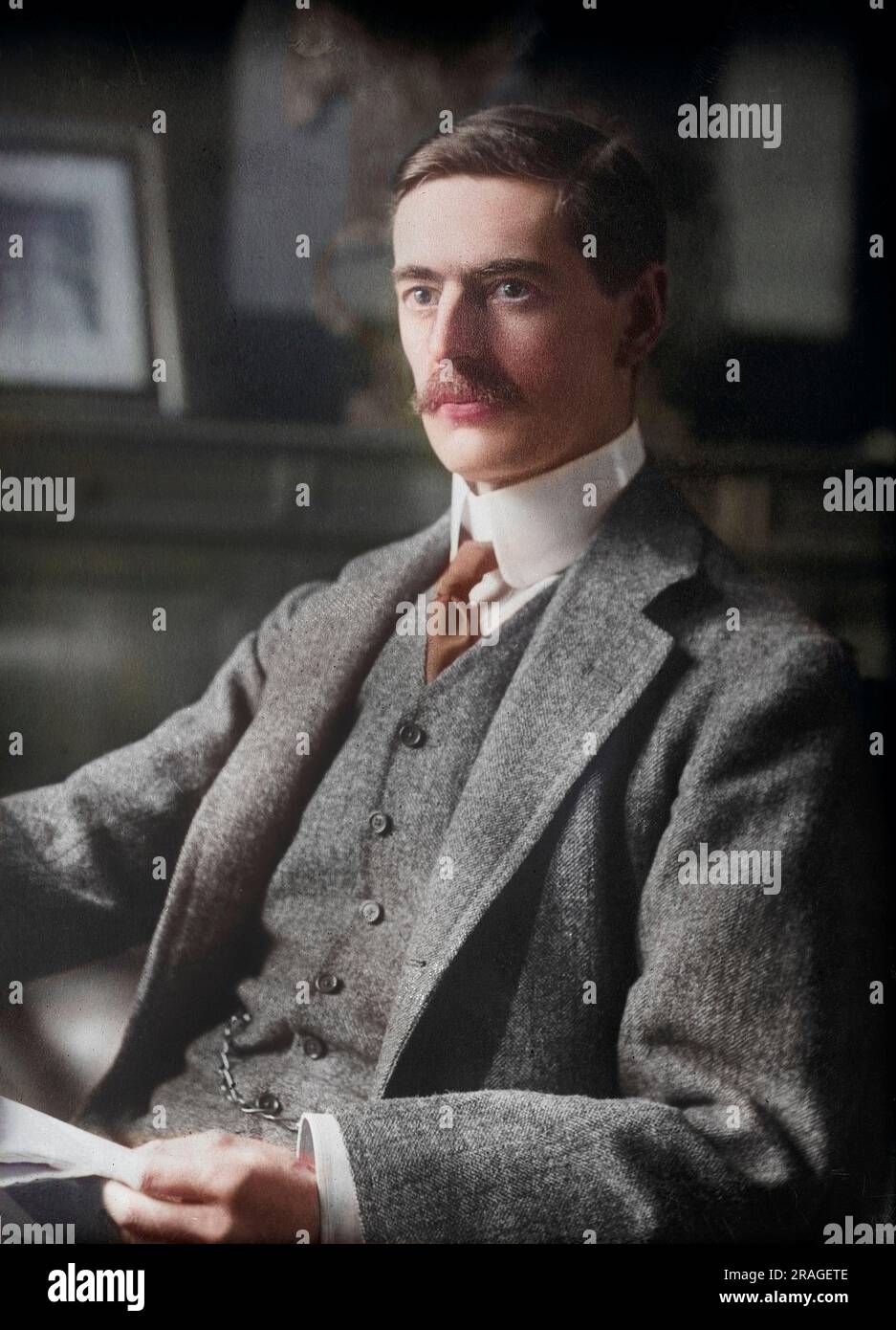 Neville Chamberlain (1869-1940), britischer Politiker, diente zwischen 1915 und 1920 als Premierminister 1937-1940, halblanges Sitzporträt, Bain News Service Stockfoto