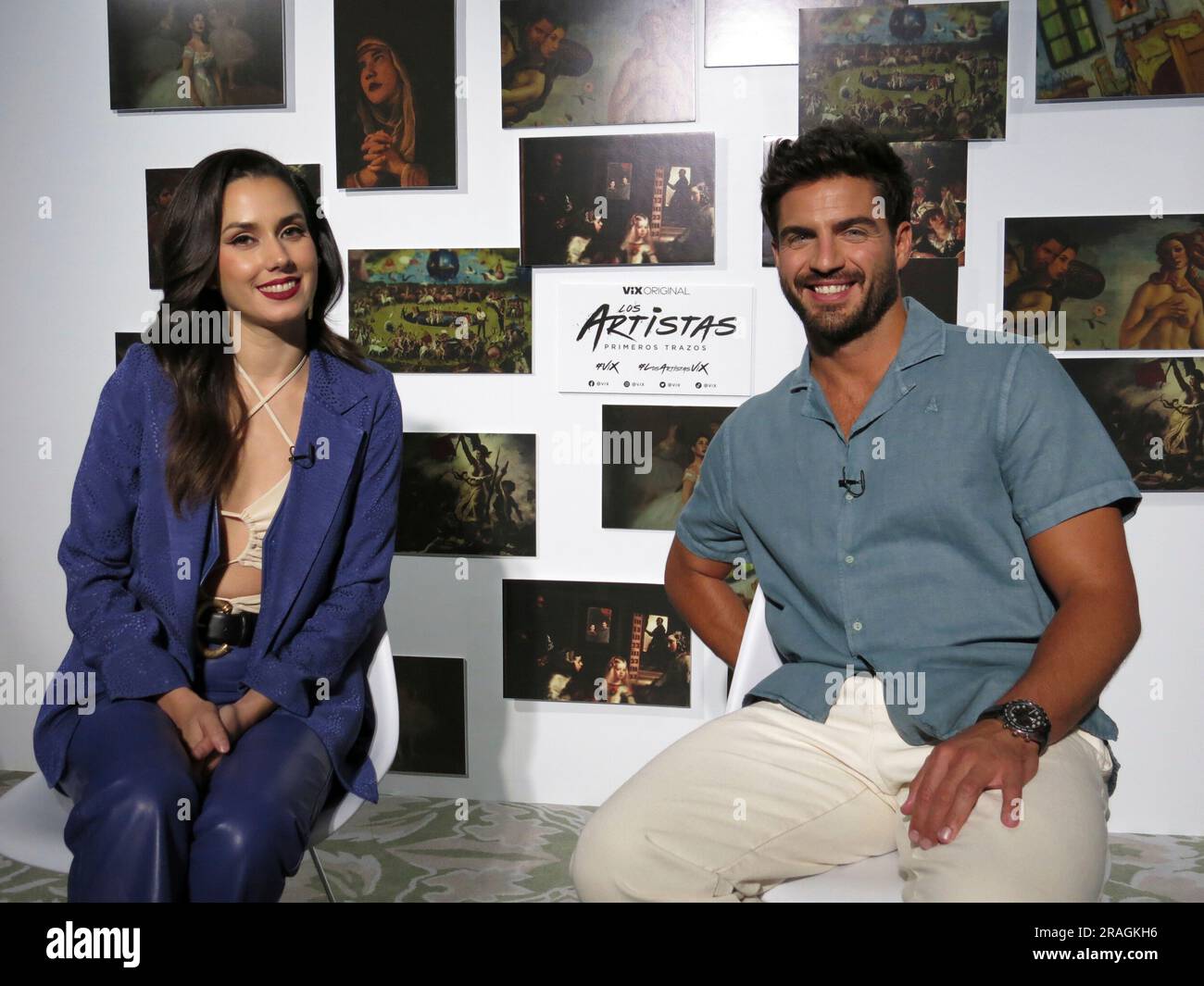 Actors Ximena Romo, left, and Maxi Iglesias pose during an interview in ...