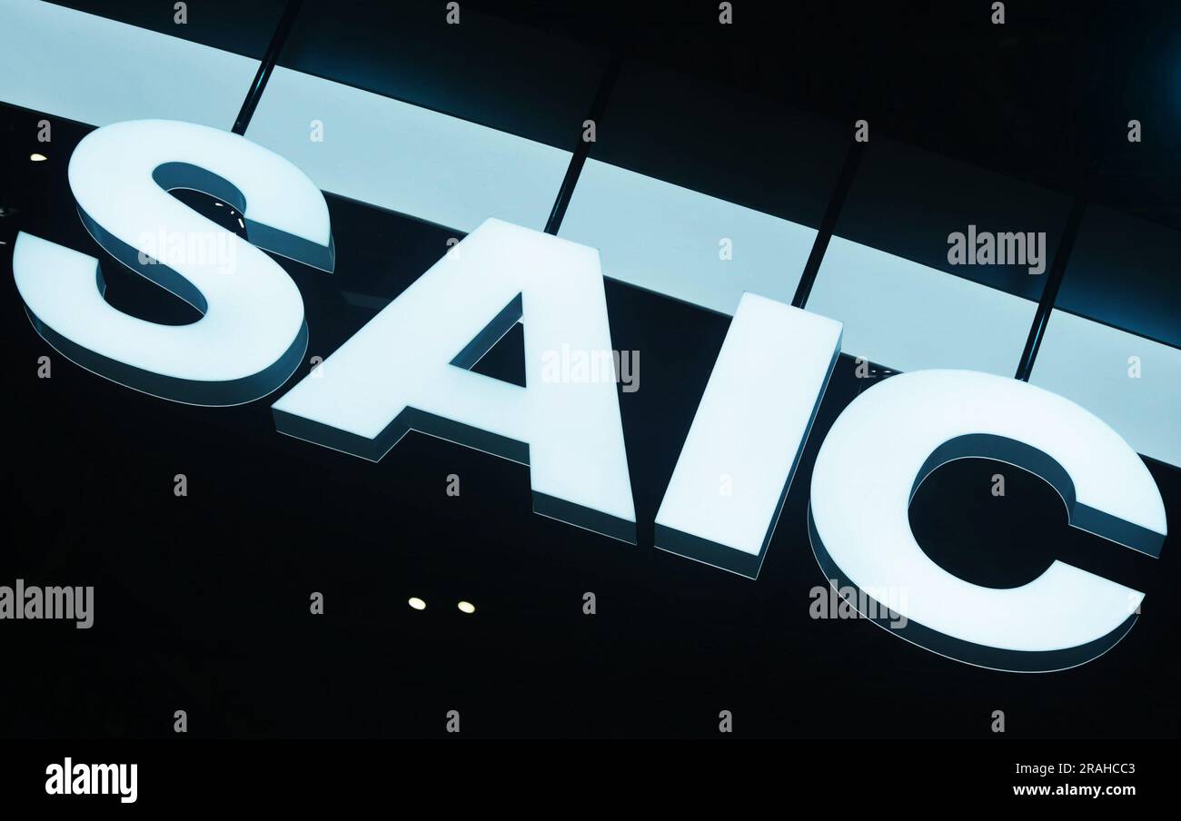 Das Foto vom 20. April 2021 zeigt den Stand von SAIC Motor auf der Shanghai Auto Show 2021. Am 4. Juli 2023 sagte SAIC auf dem Medienkommunikationstreffen Stockfoto