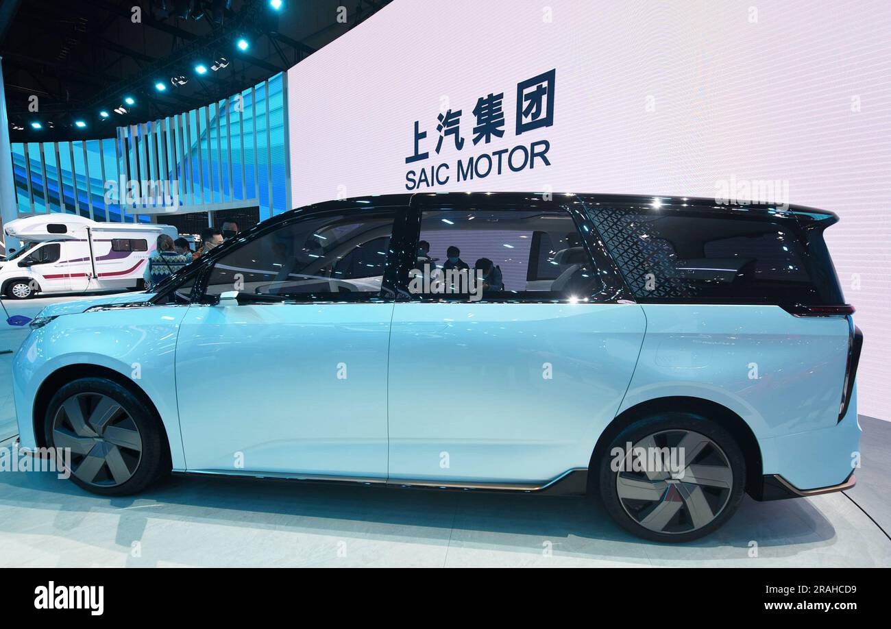 Das Foto vom 20. April 2021 zeigt den Stand von SAIC Motor auf der Shanghai Auto Show 2021. Am 4. Juli 2023 sagte SAIC auf dem Medienkommunikationstreffen Stockfoto