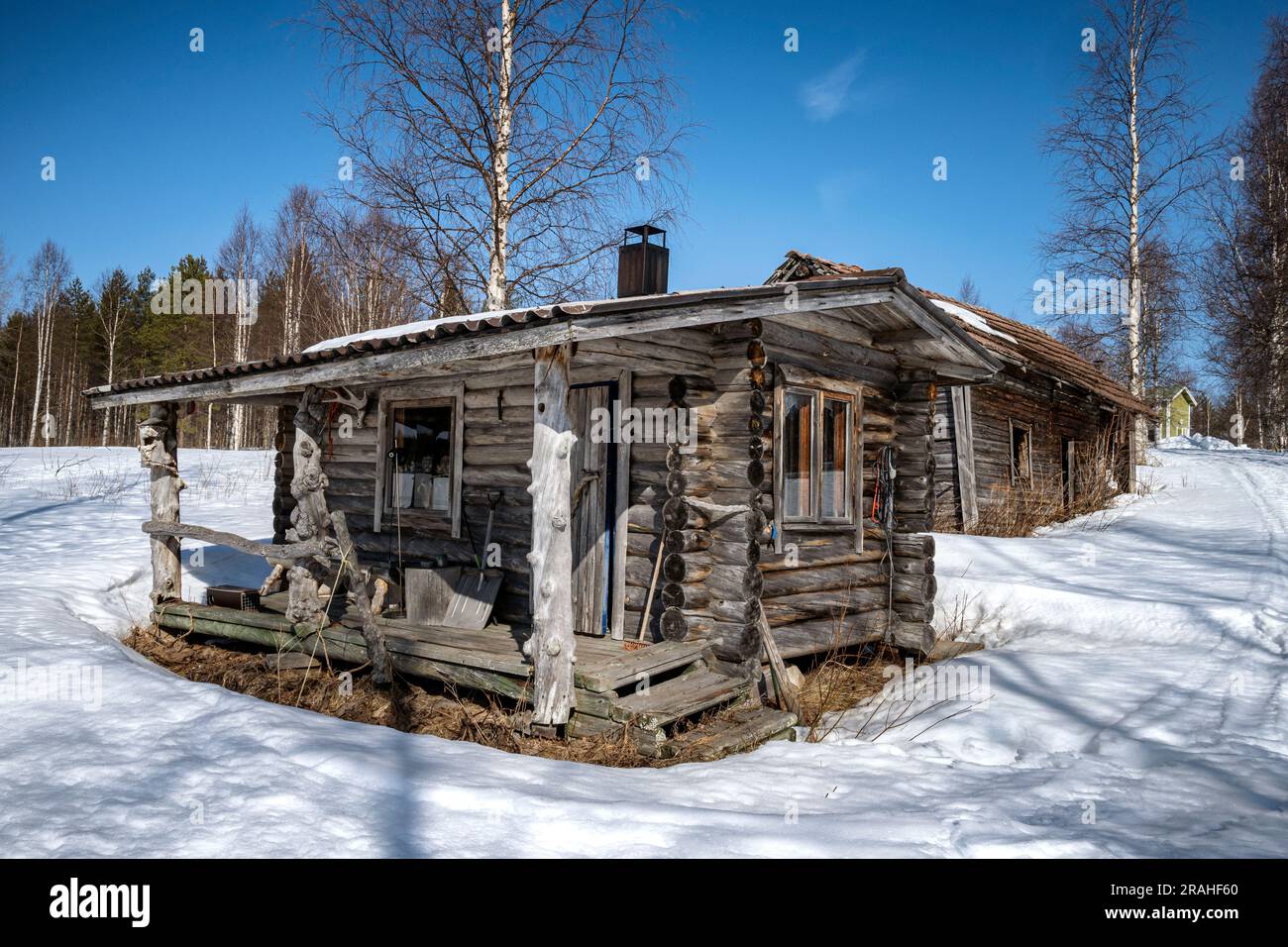 Sommerhütten am Ufer des Sees in Viiksmo, Finnland Stockfoto