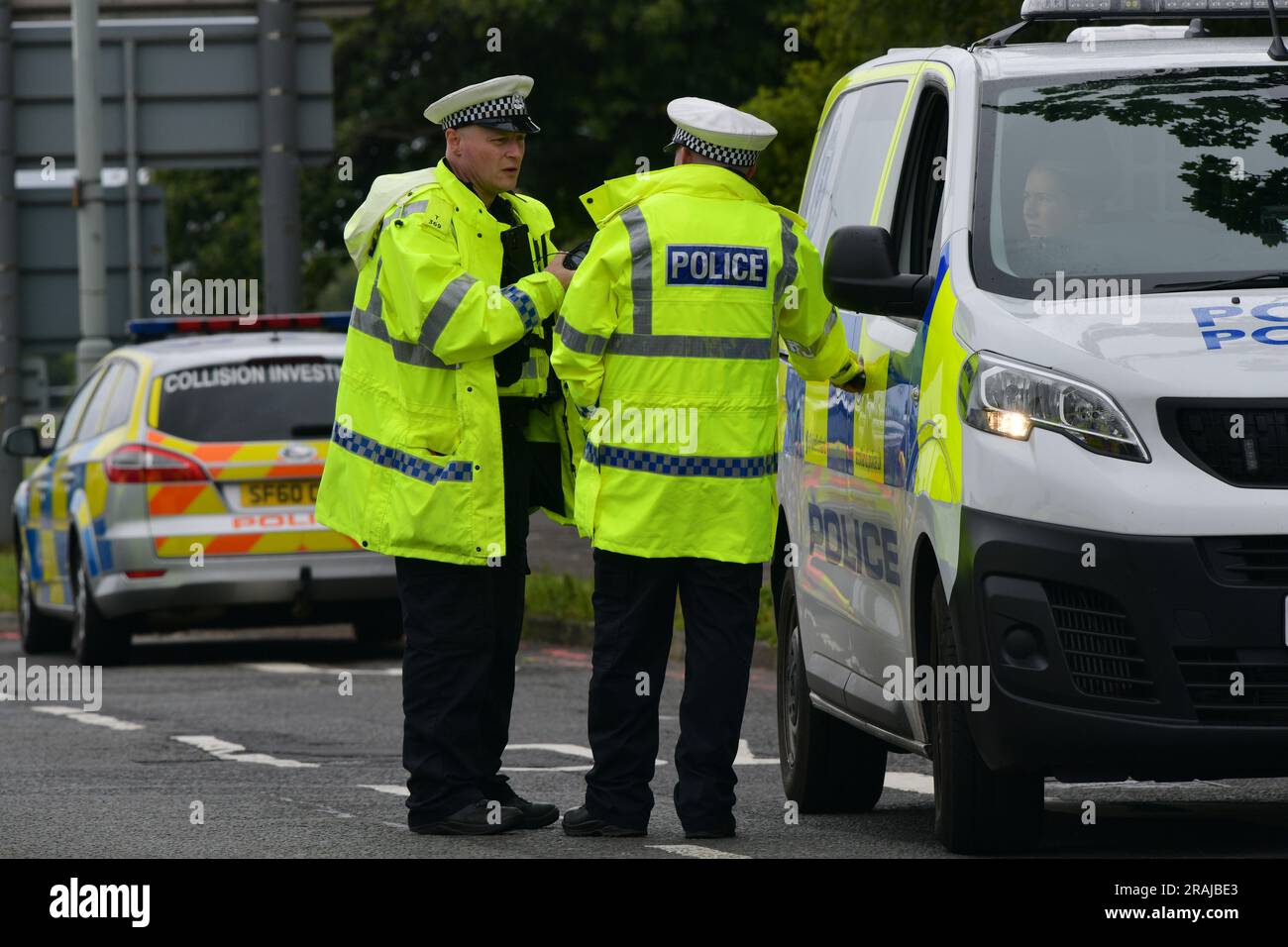 Edinburgh Scotland, Vereinigtes Königreich, 04. Juli 2023. Polizeivorfall Calder Road. Live-Nachrichten von sst/alamy Stockfoto