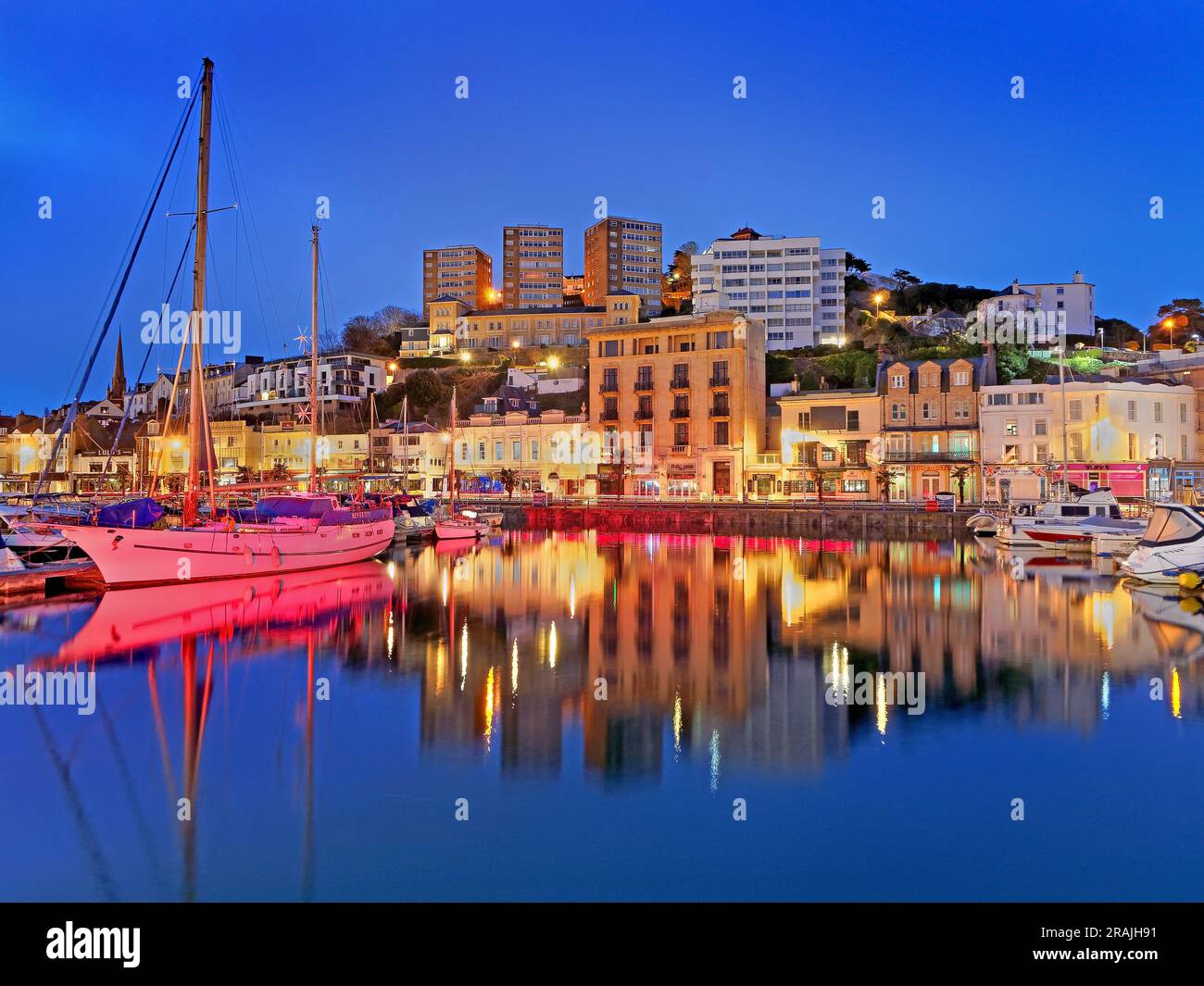 Großbritannien, Devon, Torquay Harbour bei Nacht Stockfoto