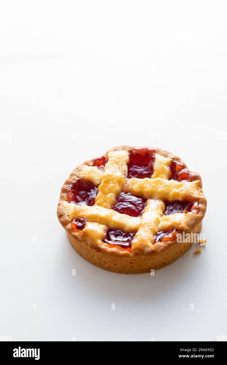 Mini-Erdbeerkuchen, hausgemachtes Dessert Stockfoto
