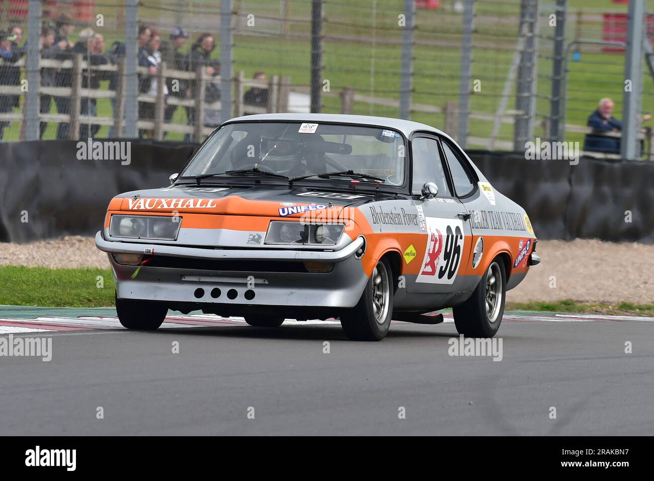 Gregor Marshall, Alex Kapadia, Vauxhall Firenza Droopsnoot, HRDC „Gerry Marshall“ Trophy Series, über 30 Autos auf dem Spielfeld für 45 Minuten zwei Stockfoto