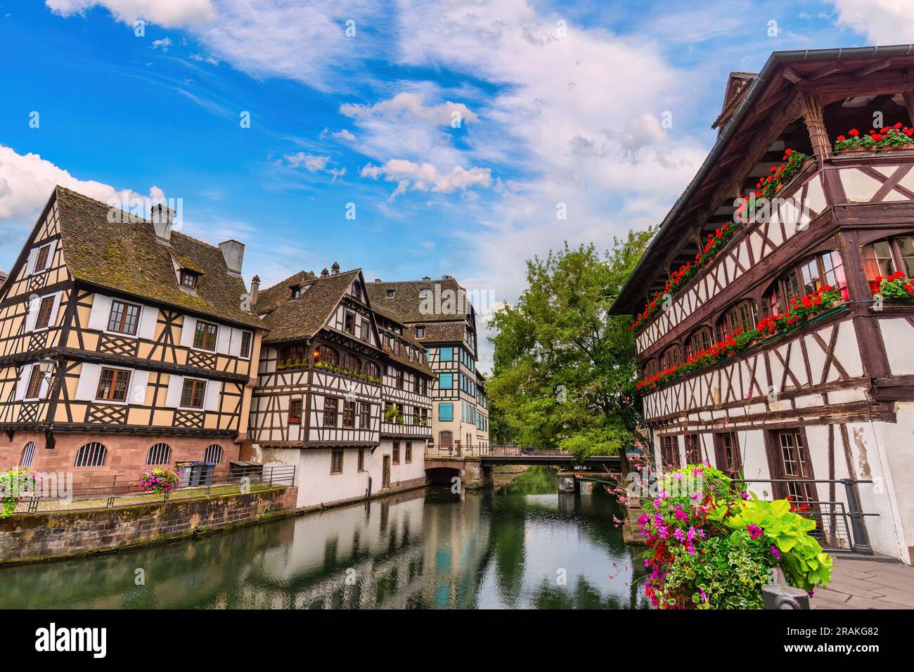 Straßburg, Frankreich, bunten Fachwerk Haus Skyline der Stadt. Stockfoto