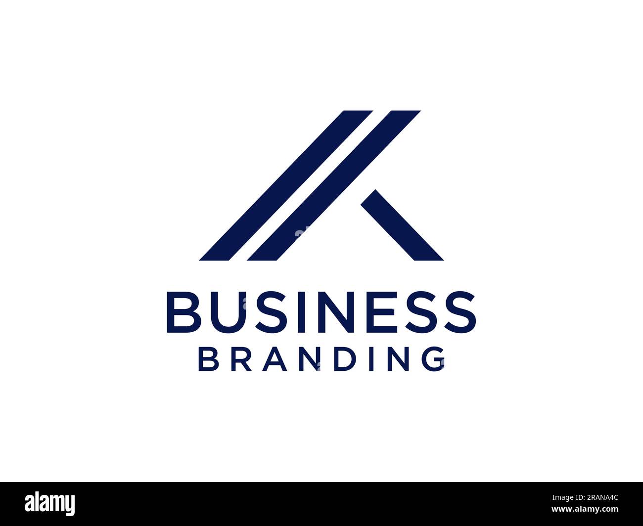 Abstraktes ursprüngliches Logo mit Buchstabe K. Origami-Stil der Form des geometrischen Pfeils auf weißem Hintergrund isoliert. Verwendbar für Unternehmens- und Branding-Logos. Flacher Vektor Stock Vektor