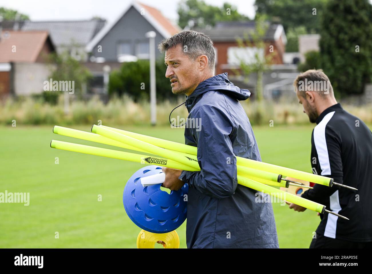 Lier, Belgien. 05. Juli 2023. Alexander Blessin, Cheftrainer der Union, wurde während einer Trainingseinheit der belgischen Fußballmannschaft Royale Union Saint-Gilloise in der ersten Division vor der Saison 2023-2024 am Mittwoch, den 05. Juli 2023 in Lier abgebildet. BELGA FOTO TOM GOYVAERTS Kredit: Belga News Agency/Alamy Live News Stockfoto