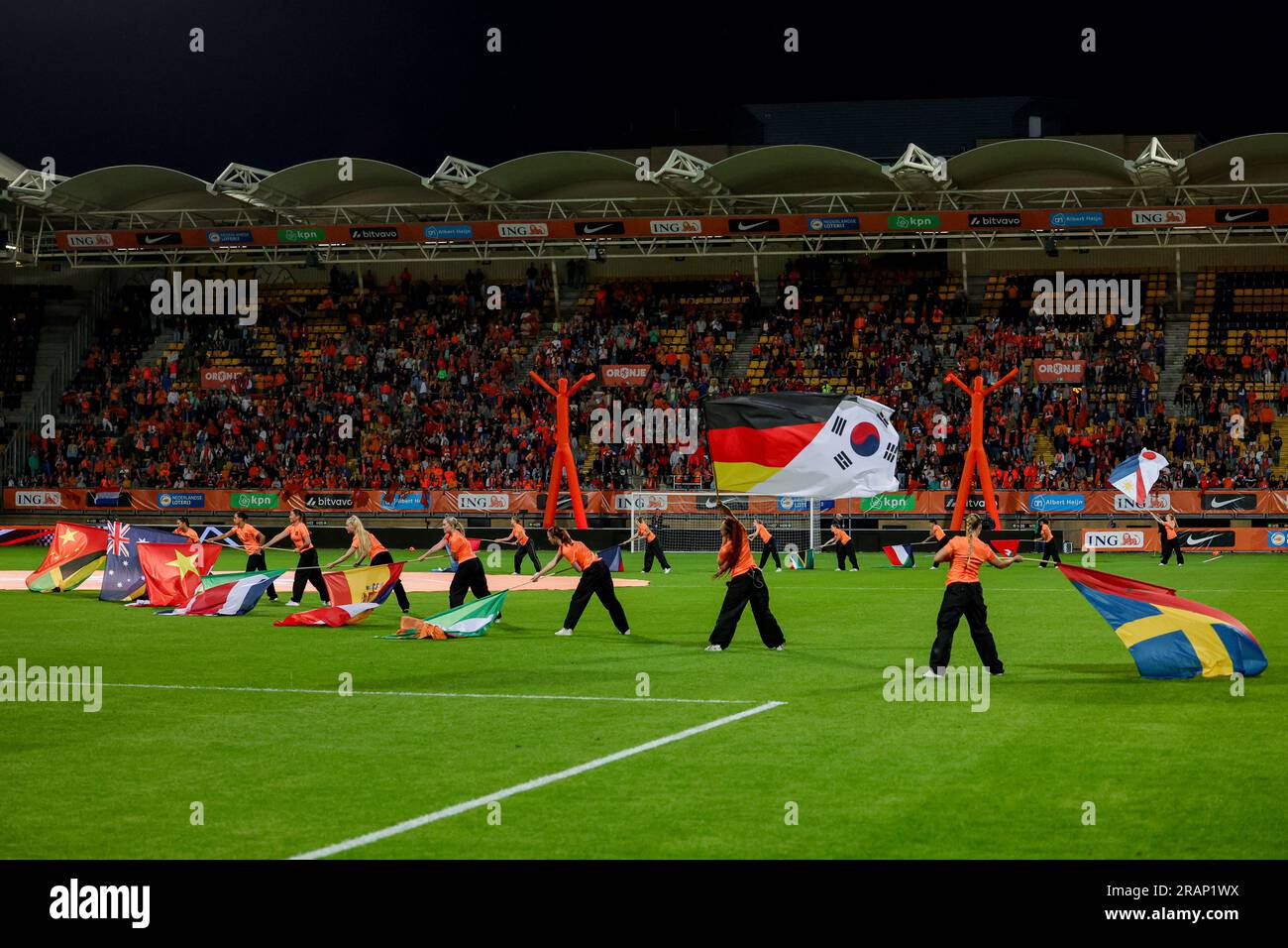 02-07-2023: Sport: Nederland gegen Belgie (frauenfreundlich) SITTARD, NIEDERLANDE - JULI 2: Abschiedsparade für die WK während der International Friendly wo Stockfoto