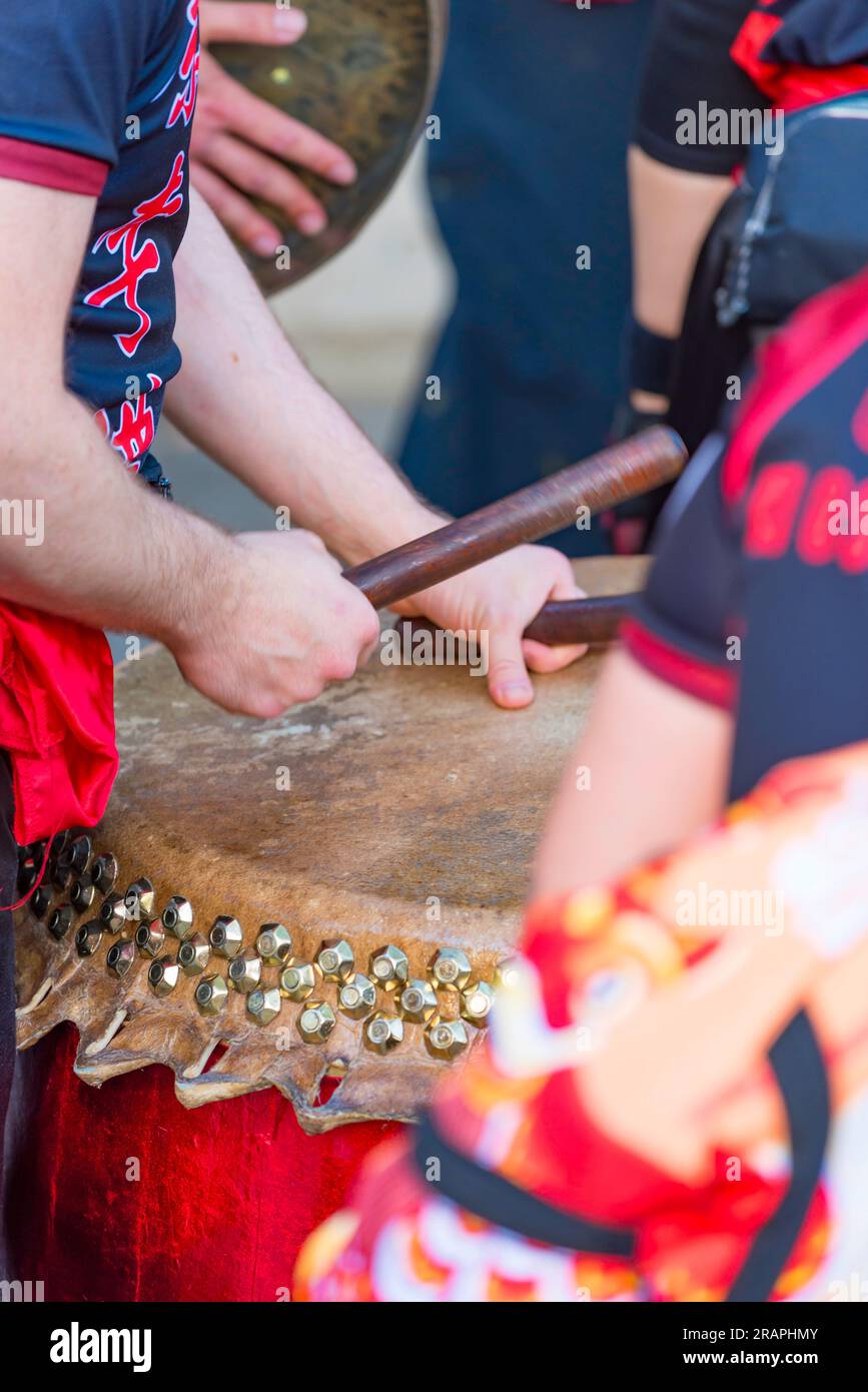 Nahaufnahme einer Trommel, die während eines chinesischen Drachentanzes im Lunar (Chinese) Neujahr im Darling Quarter in Sydney in Australien verwendet wurde Stockfoto