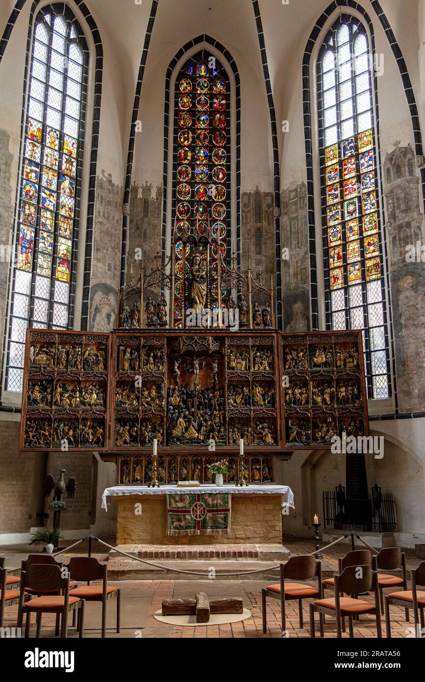 Altarieraum von St. Marienkirche in Salzwedel Stockfoto