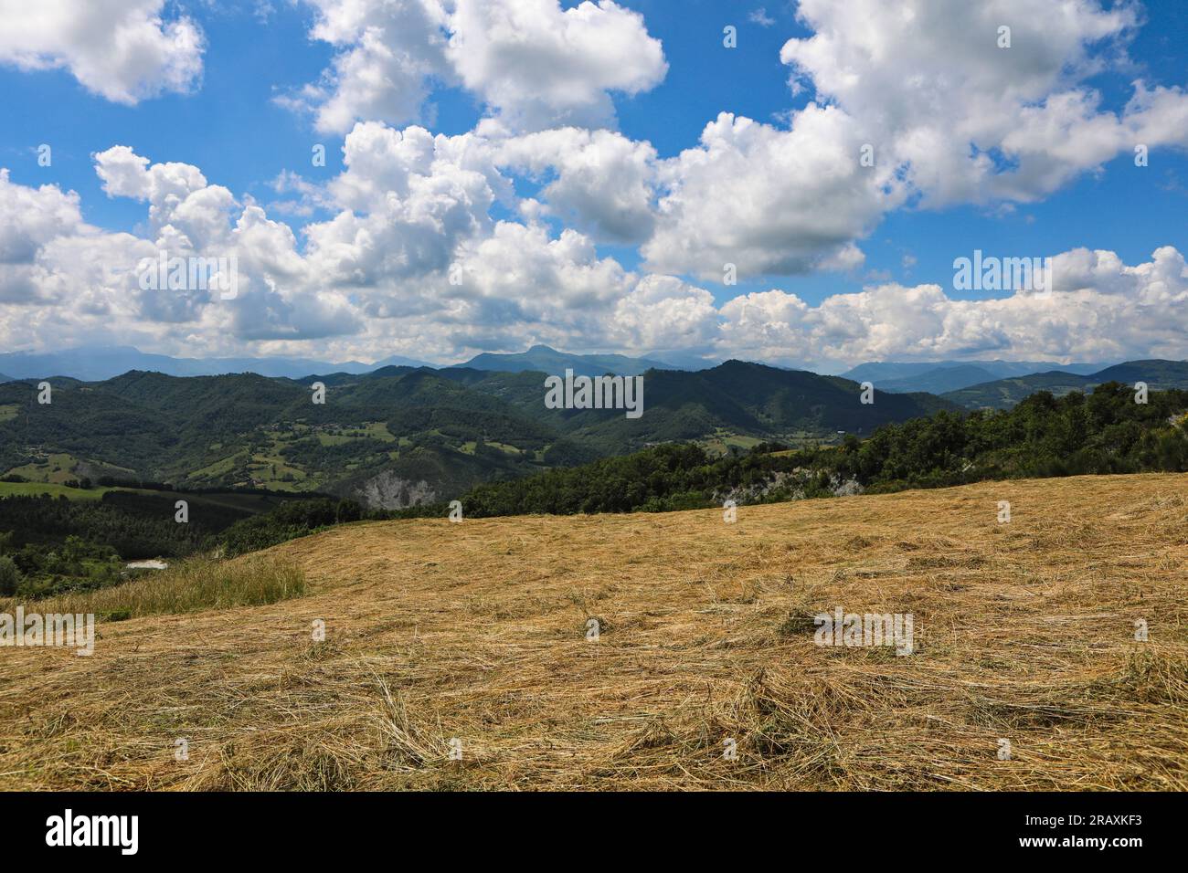 Landschaft des toskanisch-emilianischen Apenningebirges Stockfoto