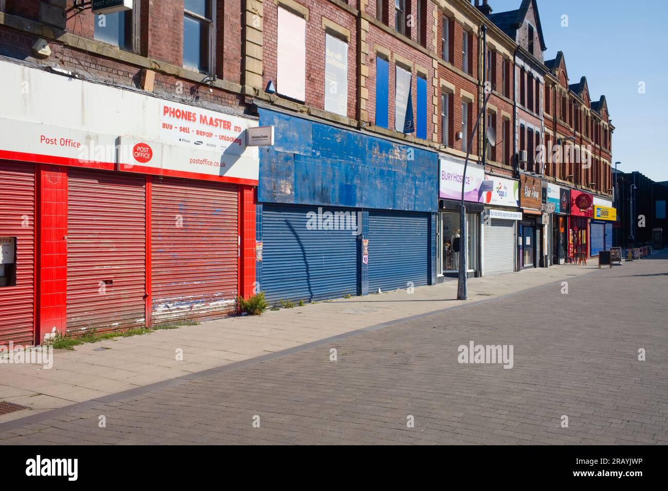 Die ältere Einkaufsgegend in Bury ist jetzt größtenteils geschlossen und heruntergekommen Stockfoto