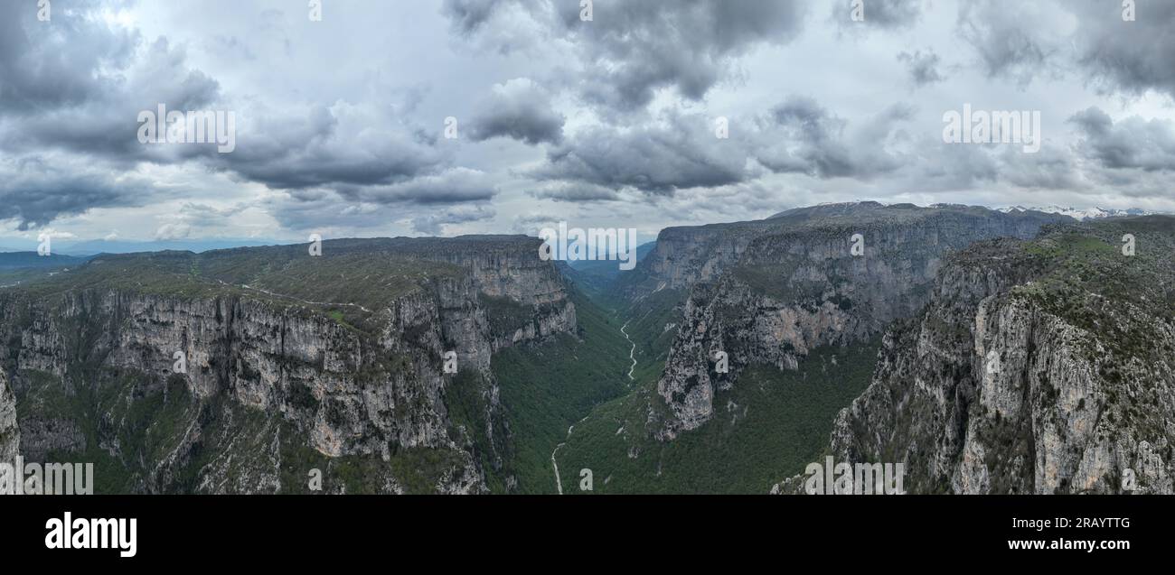 Vogelperspektive auf die Region Vikos Gorge Zagori, Epirus Griechenland Stockfoto