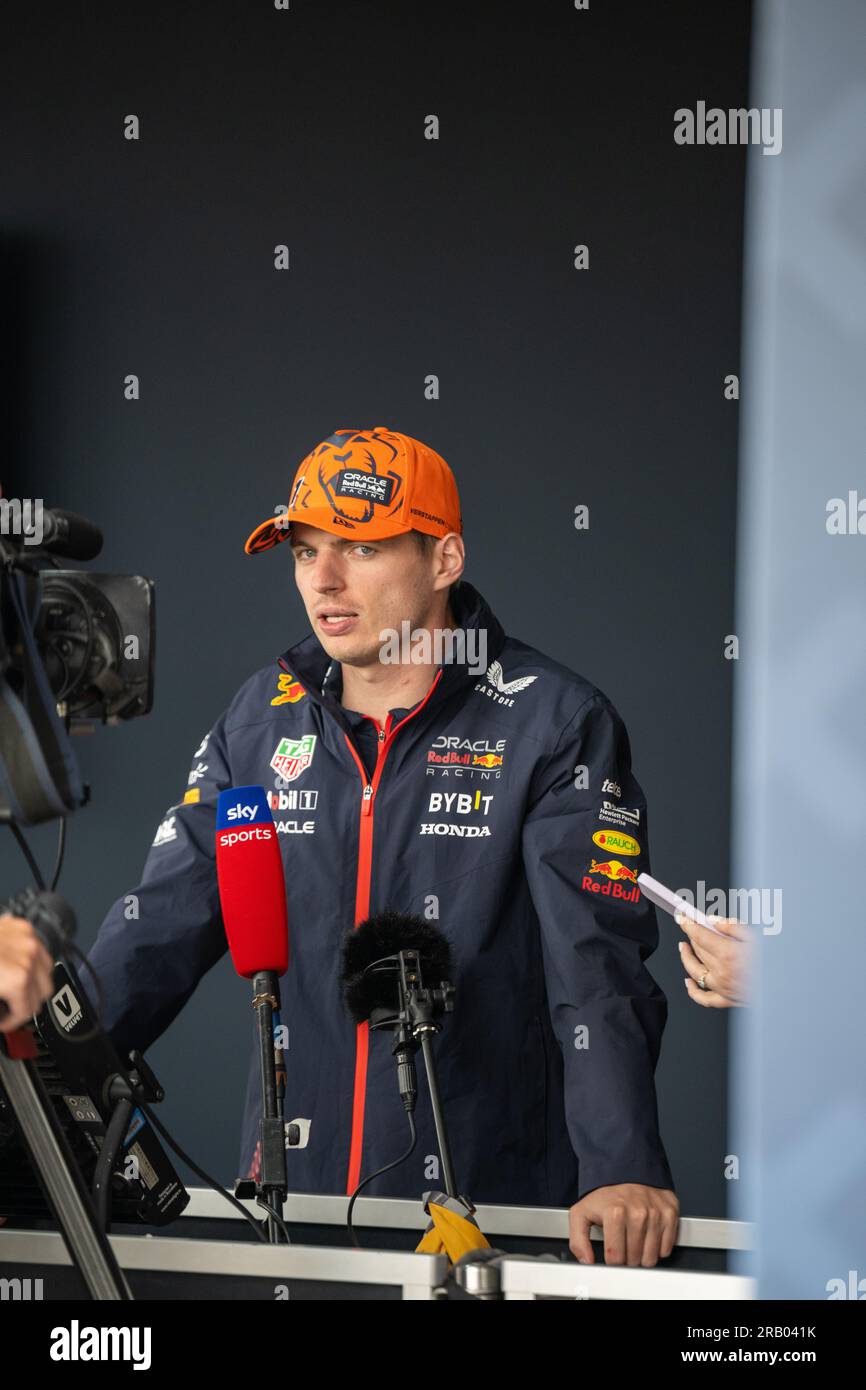 Silverstone, Großbritannien - Freitag, 7. Juli 2023 - FORMEL 1 ARAMCO GRAND PRIX 2023 - Max Verstappen (Niederlande) - Oracle Red Bull Racing Stockfoto