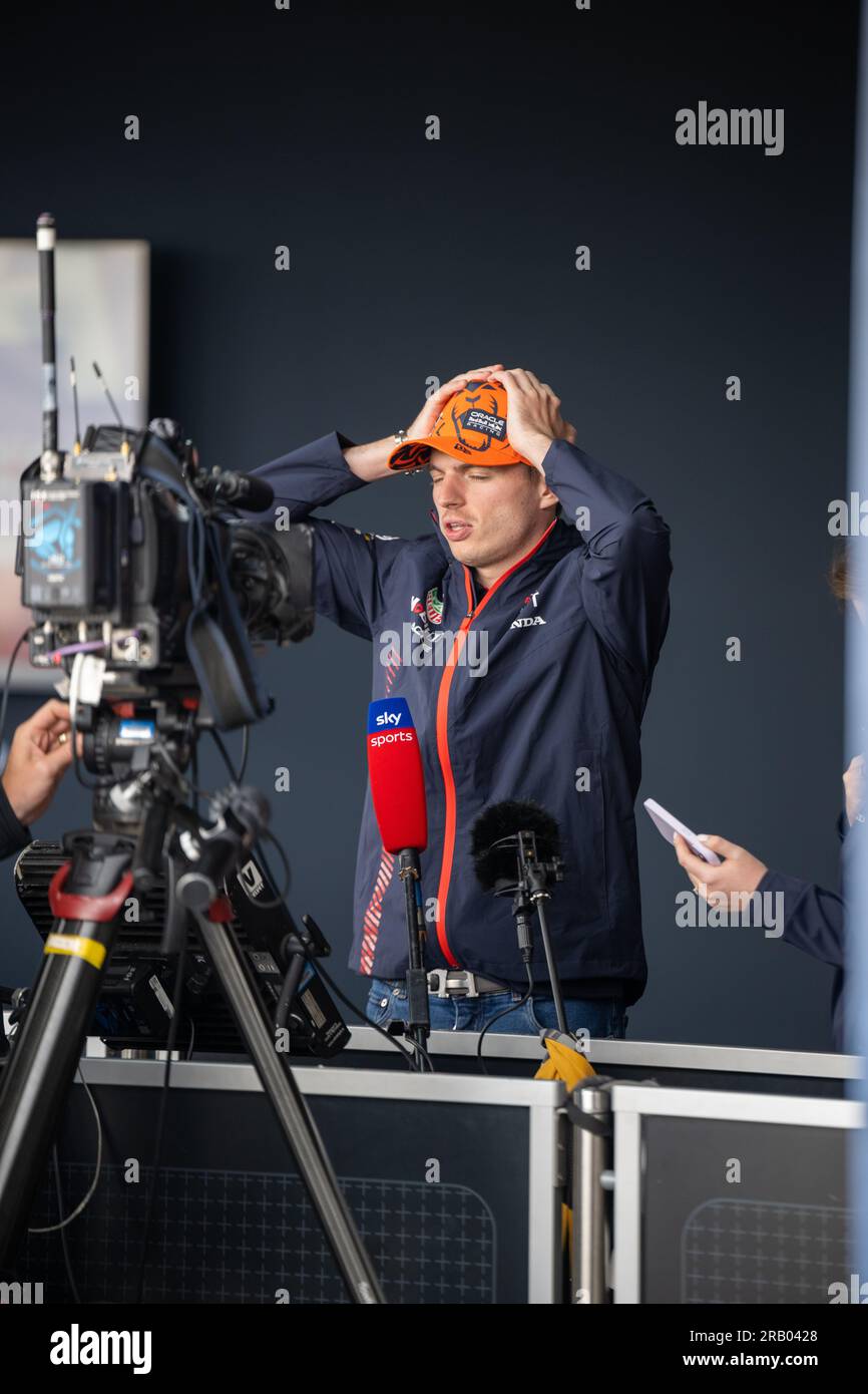 Silverstone, Großbritannien - Freitag, 7. Juli 2023 - FORMEL 1 ARAMCO GRAND PRIX 2023 - Max Verstappen (Niederlande) - Oracle Red Bull Racing Stockfoto