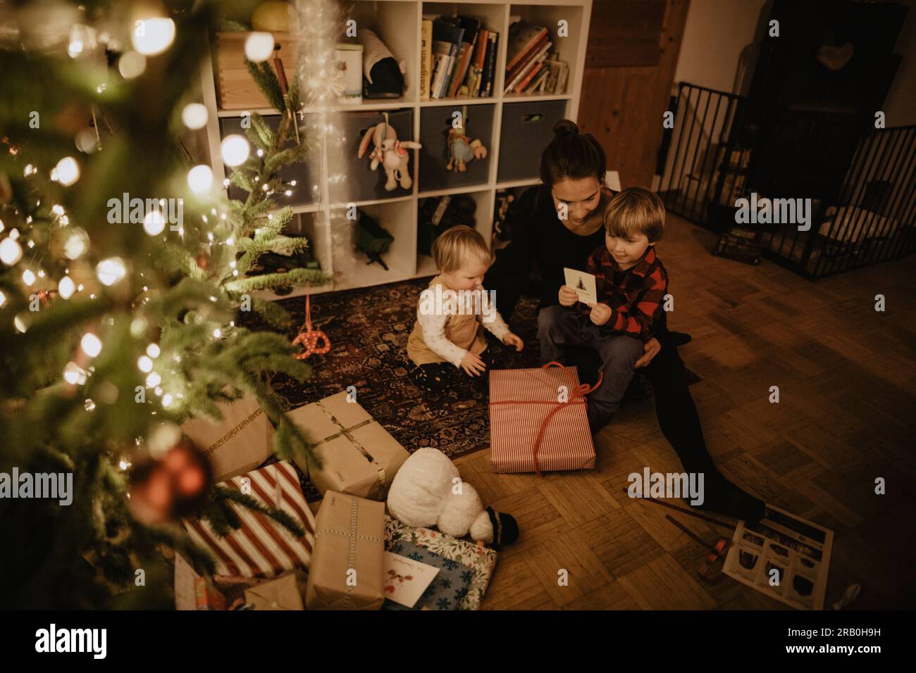 Weihnachten mit der Familie Stockfoto