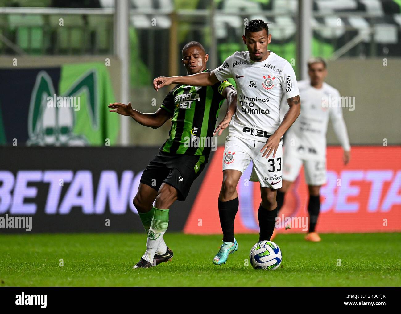 5. Juni 2023: Arena Independencia, Belo Horizonte, Minas Gerais, Brasilien; Copa Brasilien, Am&#xe9;rica Mineiro gegen die Korinther; Juninho von Amerika Mineiro fordert Ruan Oliveira von den Korinthianern heraus Stockfoto