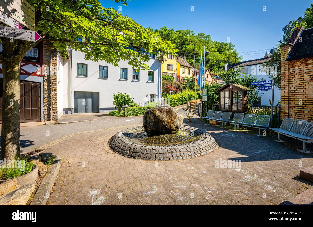 Niederheimbach am Mittelrhein, romantisches Dorfzentrum, märchenhafter Pfad sehenswert, Weltkulturerbe Stockfoto