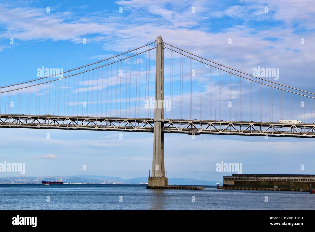 Panoramablick auf die San Francisco-Oakland Bay Bridge San Francisco California USA Stockfoto
