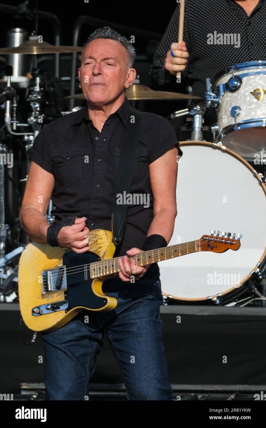 London, Großbritannien. 6. Juli 2023. Bruce Springsteen fotografierte Auftritte während des BST Hyde Park im Hyde Park. Bild von Julie Edwards Credit: JEP Celebrity Photos/Alamy Live News Stockfoto