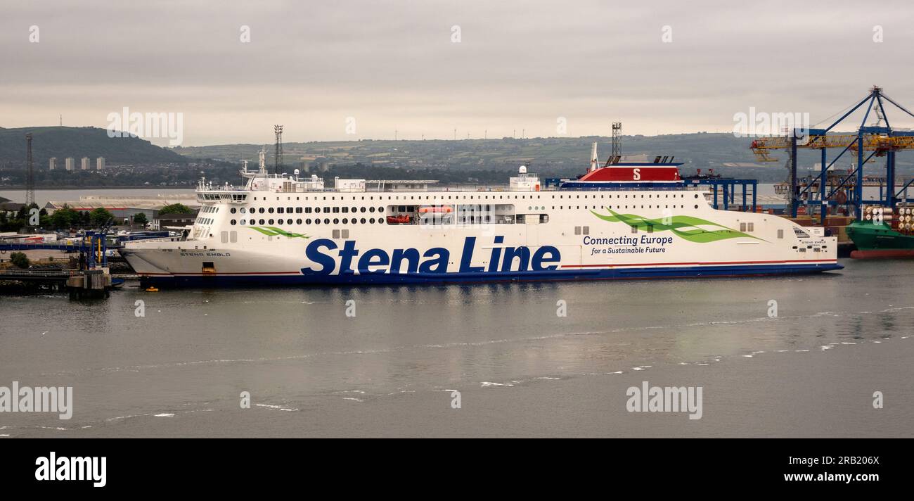 Belfast, Nordirland, Vereinigtes Königreich. 7. Juni 2023 Stena Line Fähre entlang des Hafens von Belfast Nordirland. Die Stena Emblla. Stockfoto