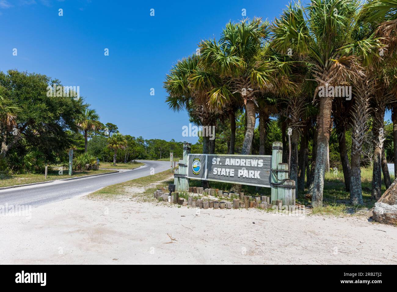 Panama City, Florida - 27. Juni 2023: St. Eingangsschild Andrews State Park Stockfoto