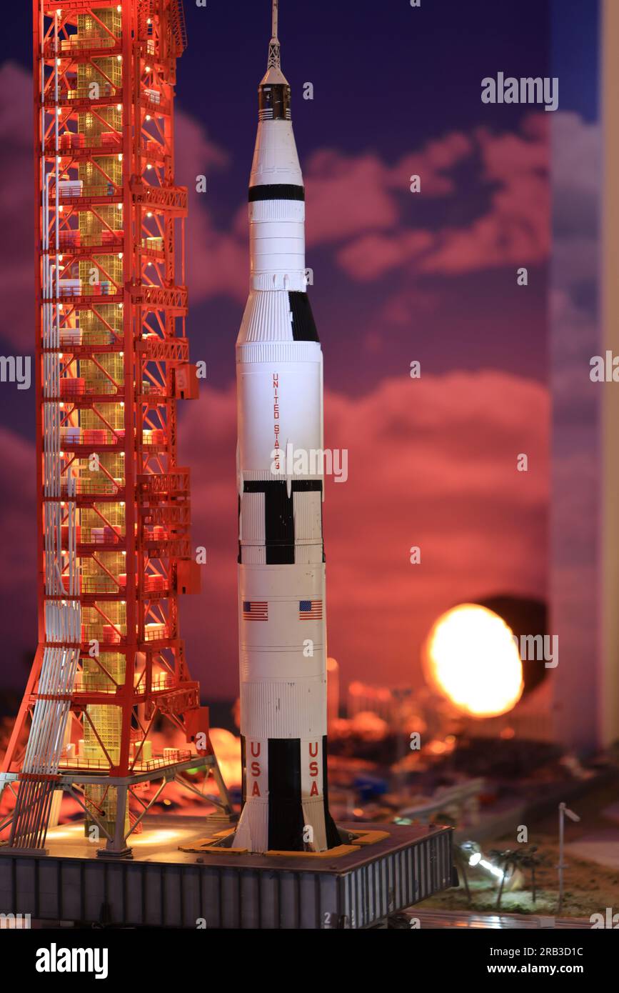 Das Modell der US apollo Rakete in Small Worlds Miniature Museum.it ist das erste Themenmuseum im Miniaturmaßstab in Tokio Stockfoto