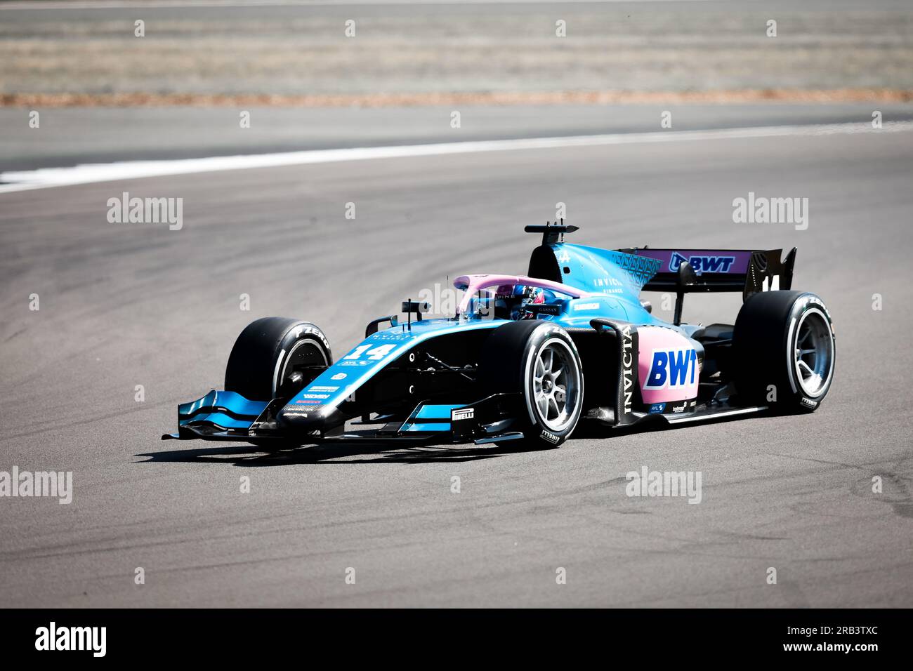 Silverstone, Vereinigtes Königreich 6. Juli 2023 Silverstone, Vereinigtes Königreich am 6. Juli 2023 nimmt Jack Doohan vom Team Invicta Virtuosi am 2 6. Juli 2023 an der Formel-1-Trainingsveranstaltung ARAMCO ZUM GROSSEN PREIS 2023 IN Silverstone Circuit, Silverstone, Vereinigtes Königreich, Teil Stockfoto