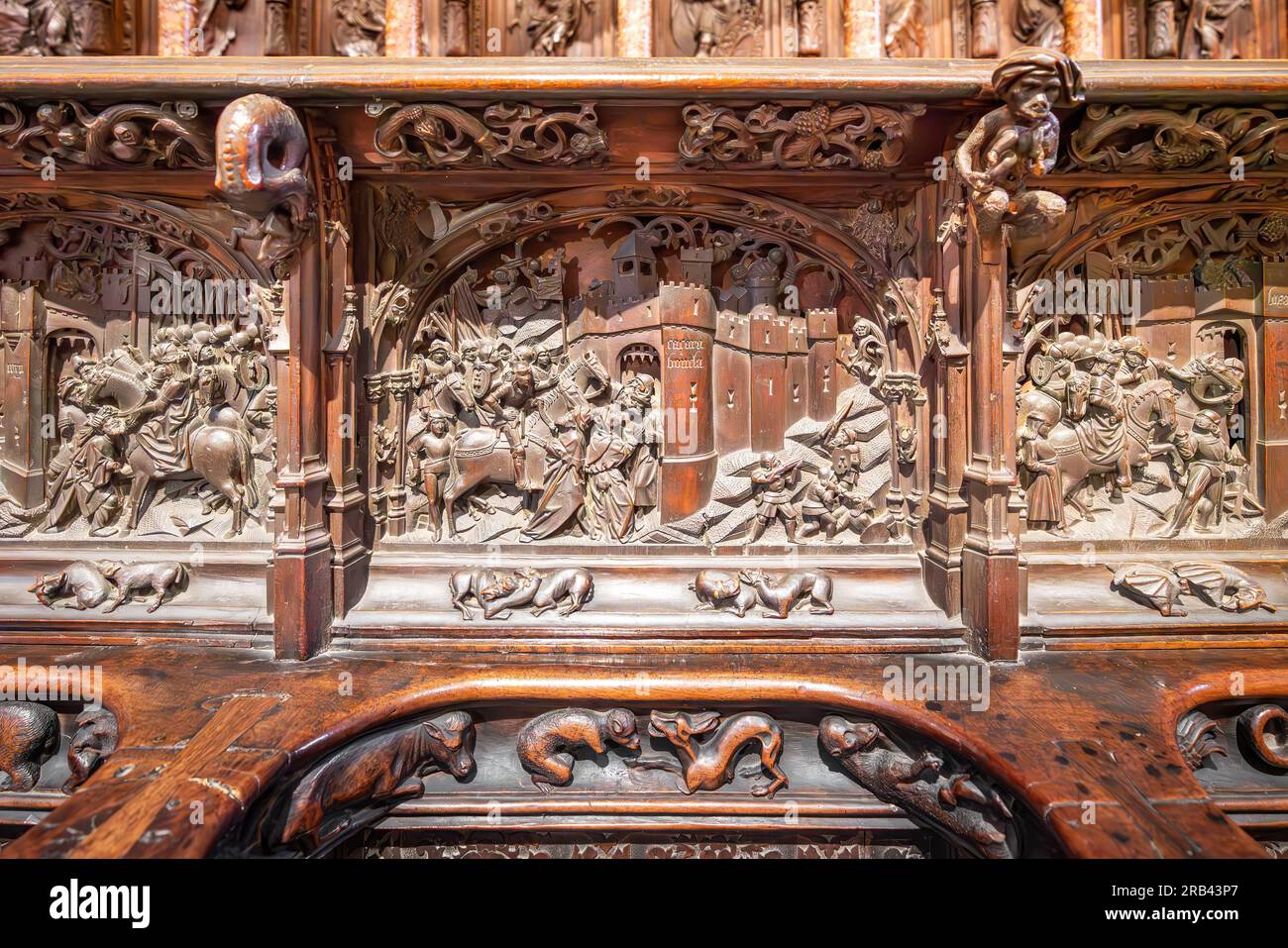 Eroberung des Casarabonela Relief an den Chorständen der Kathedrale von Toledo - Toledo, Spanien Stockfoto