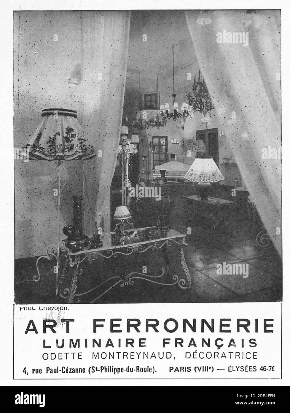 Französische Kunstferronerie-Liuminaire-Werbung in einer französischen Zeitschrift 1950 Stockfoto