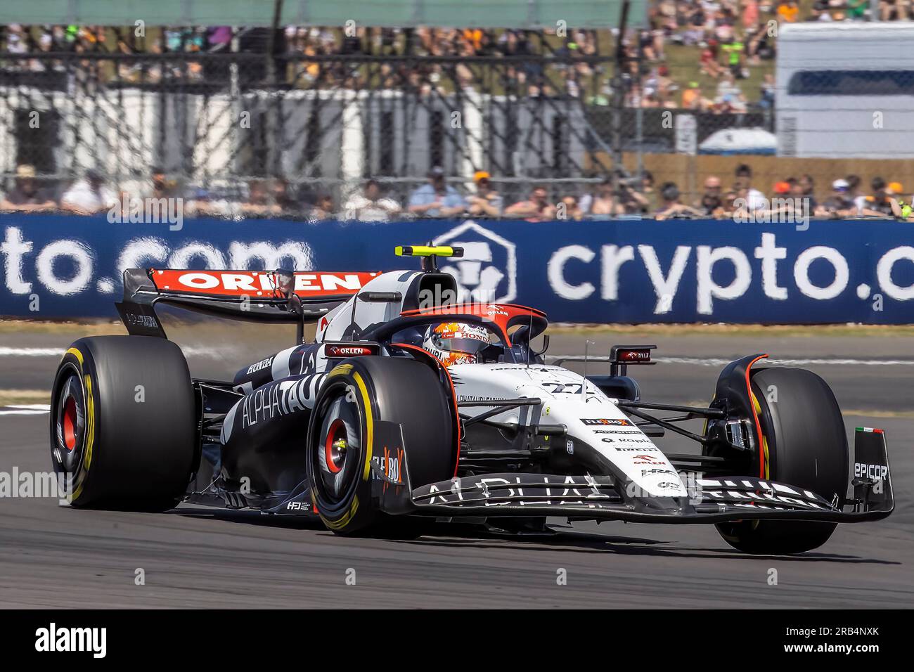 7. Juli 2023: Silverstone Circuit, Northamptonshire, England: Formula 1 2023 Aramco British F1 Grand Prix: Free Practice Day; Yuki Tsunoda in Scuderia Alpha Tauri Alpha Tauri-Honda RBPT AT04 während FP1 Credit: Action Plus Sports Images/Alamy Live News Stockfoto