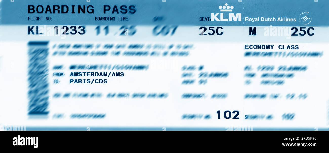 Bordkarte. Fliegen Sie von Amsterdam nach Paris. Klm Stockfoto