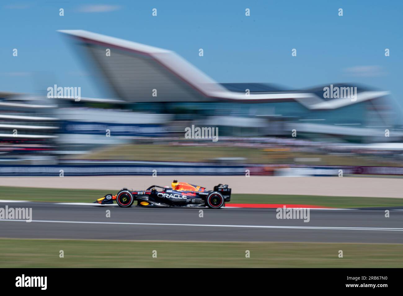 Silverstone, Großbritannien - Freitag, 7. Juli 2023 - FORMEL 1 ARAMCO GRAND PRIX 2023 - Max Verstappen (Niederlande) - Oracle Red Bull Racing Stockfoto