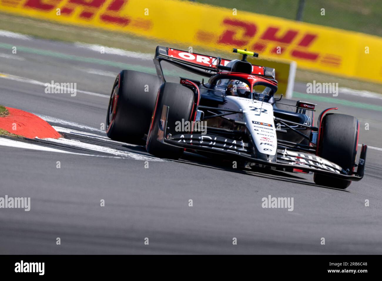 SILVERSTONE, GROSSBRITANNIEN - 7TH. JULI 2023 - FORMEL 1 ARAMCO GRAND PRIX 2023 - YUKI TSUNODA (JAPAN) - SCUDERIA ALPHA TAURI TEAM Stockfoto