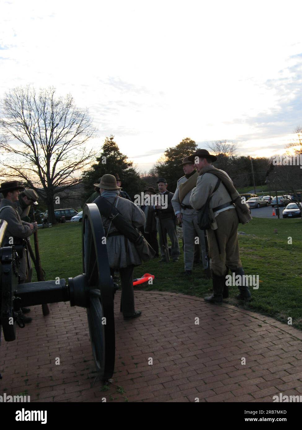 Jährliche Beleuchtungszeremonie des Antietam National Battlefield Memorial in Sharpsburg, Maryland, mit Minister Dirk Kempthorne unter den Teilnehmern Stockfoto