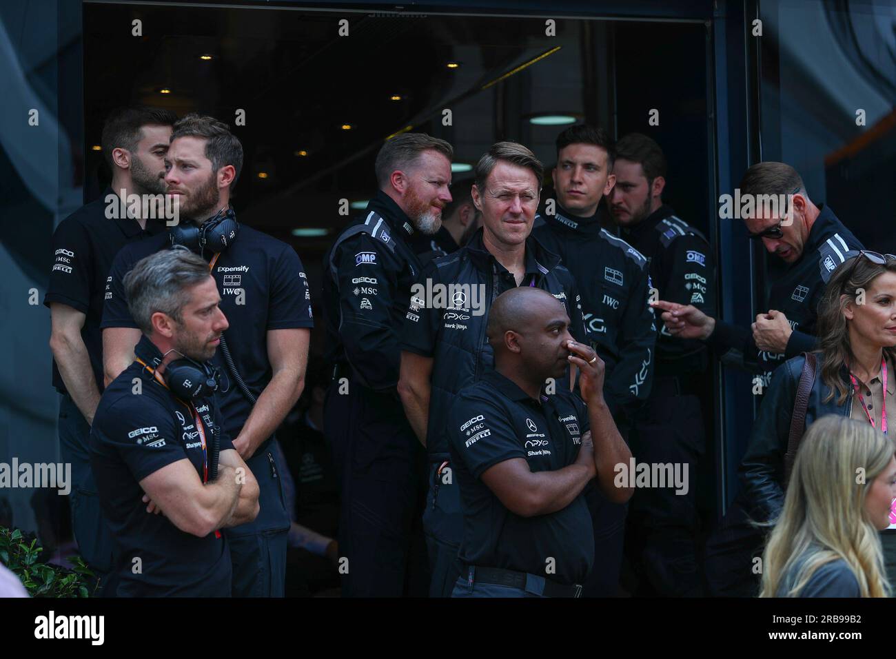 Silverstone Circuit, Silverstone, England, 08. Juli 2023, APEX GP Fictional Team (Apple Movie) während der Formel 1 des Aramco British Grand Prix 2023 – FP3 e Qualifizierung – Formel 1 Championship Credit: Live Media Publishing Group/Alamy Live News Stockfoto