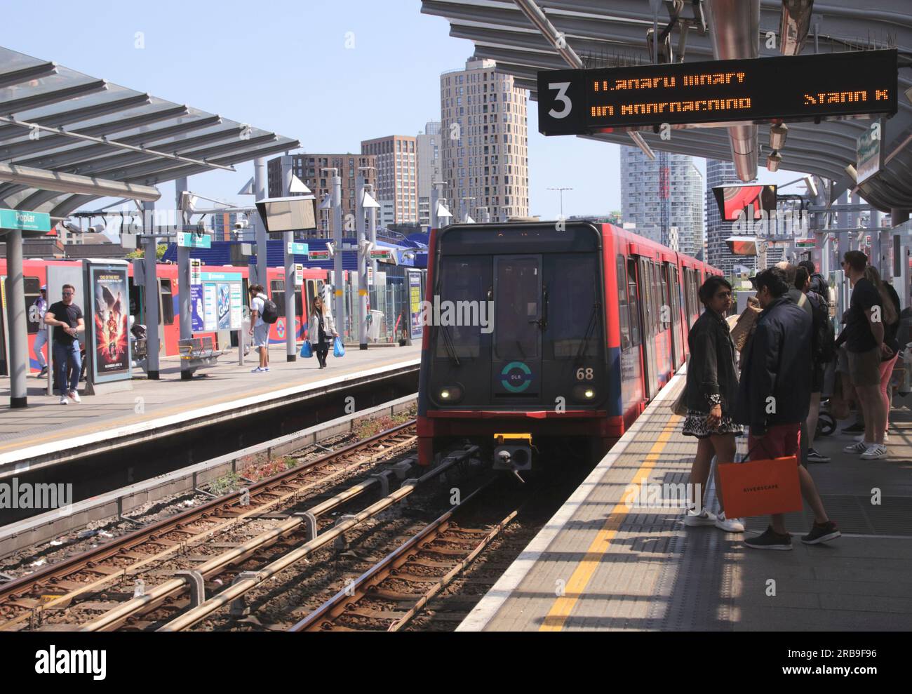 Docklands Light Railway Poplar Station London Stockfoto