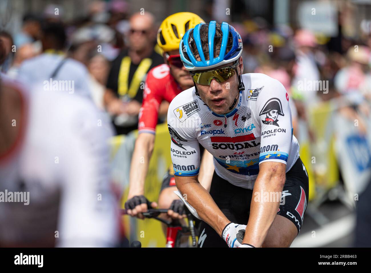 Limoges, Frankreich, 8. Juli 2023, Europameister FABIO JAKOBSEN von SOUDAL QUICK-STEP, abgebildet am Ende von Stage 8, 201km, Libourne to Limoges während der 110. Ausgabe der Tour de France Credit: Nick Phipps/Alamy Live News Stockfoto