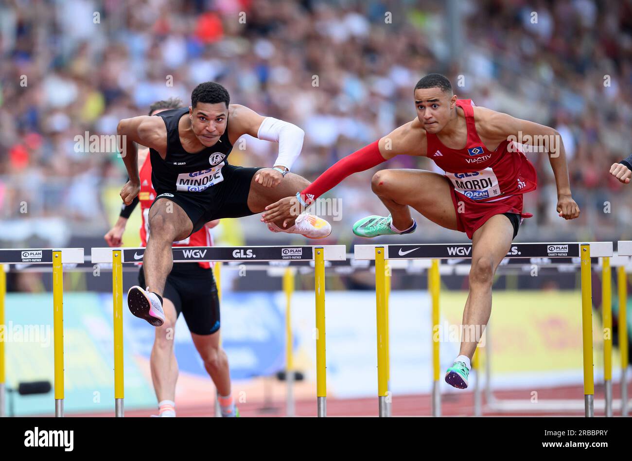 Von links nach rechts Gregory MINOUE (TV Angermund/3. Platz), Gewinner