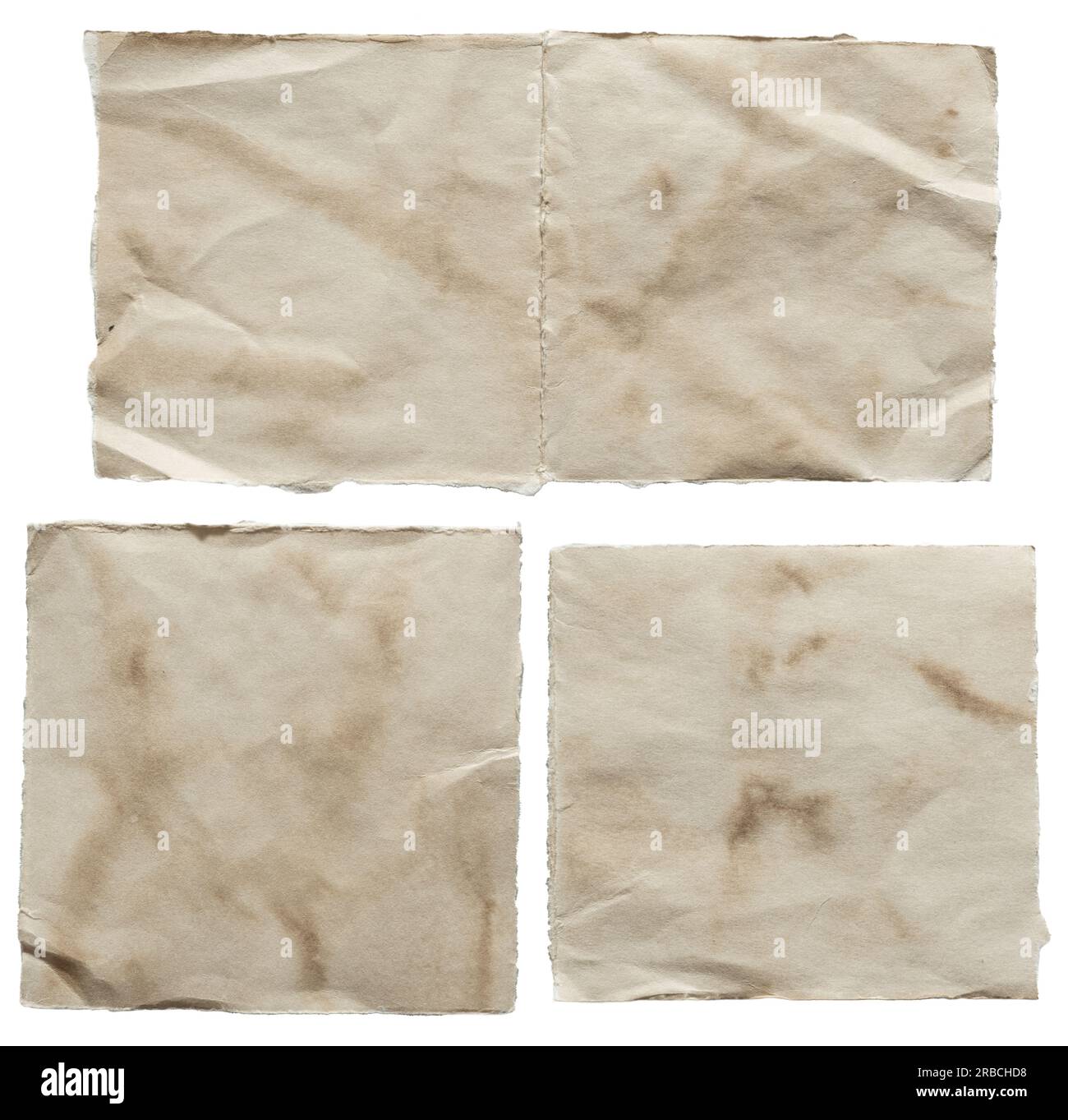 Altes quadratisches gelbliches Papier auf weißem Hintergrund mit Beschneidungspfad Stockfoto