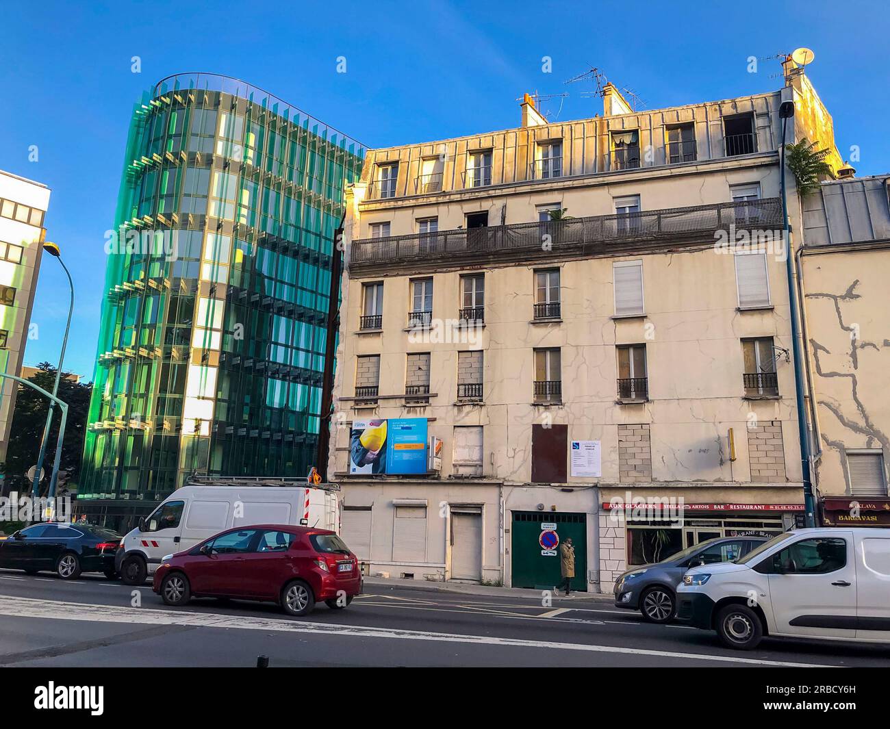Pantin, Frankreich, Pariser Vororte, Gebäude Moderner Architektur, Alte Straßenszene, Stadterneuerung, Gentrifizierung Stockfoto