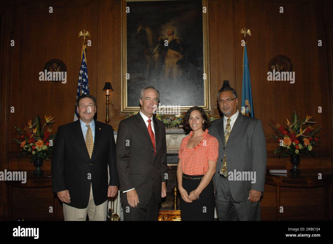 Minister Dirk Kempthorne trifft sich im Hauptinneren mit Teilnehmern des Island Fellows Program des Office of Insular Affairs (OIA) - zurück von Besuchen in Inselgebieten unter DER Gerichtsbarkeit VON OIA, und arbeitet an der Einführung eines neuen Interior Business Development Tool namens Island Business Link Stockfoto