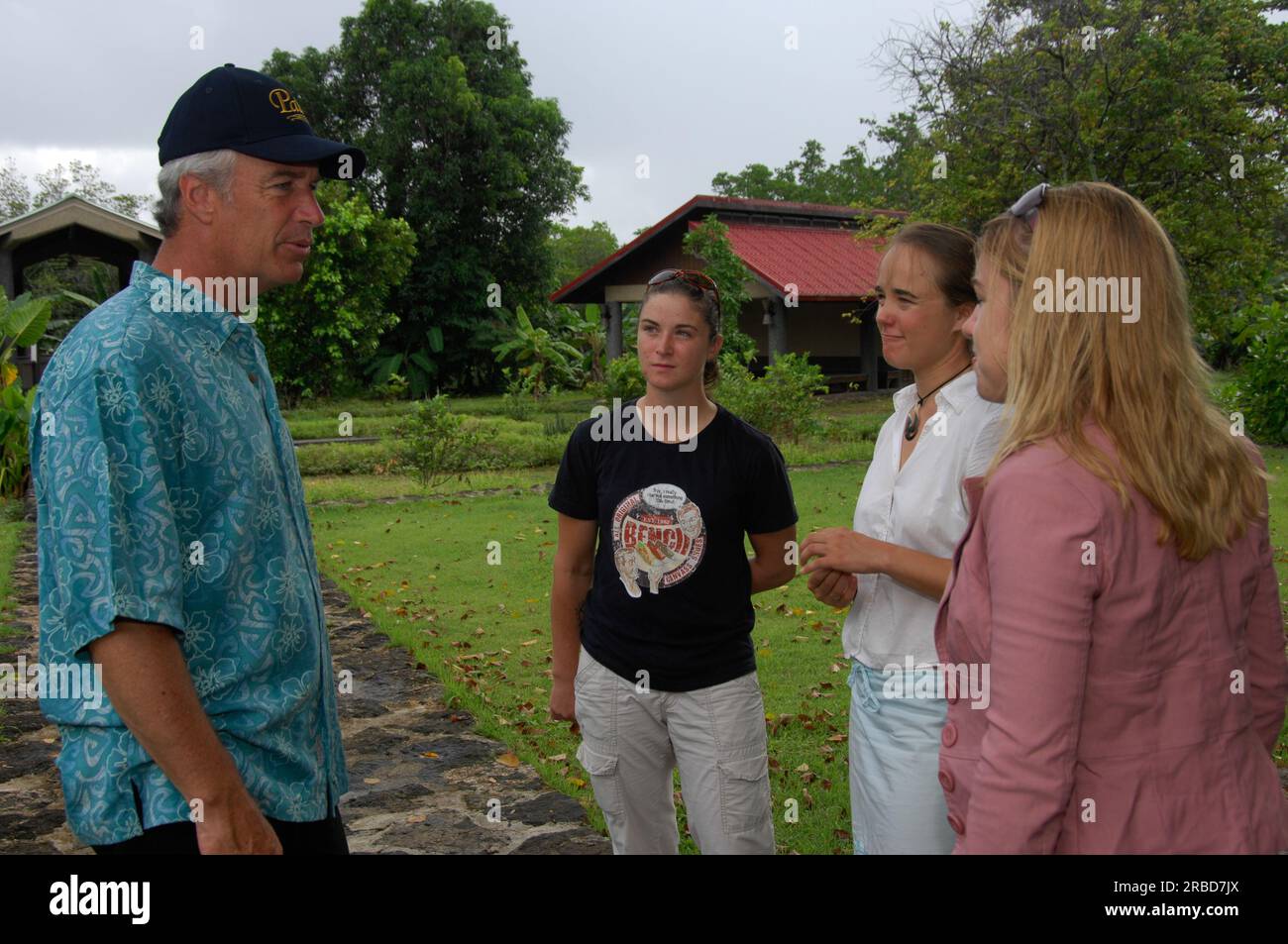 Pazifikinsel-Tour: Besuch von Minister Dirk Kempthorne und Helfern der Palau-Inseln, Republik Palau Stockfoto