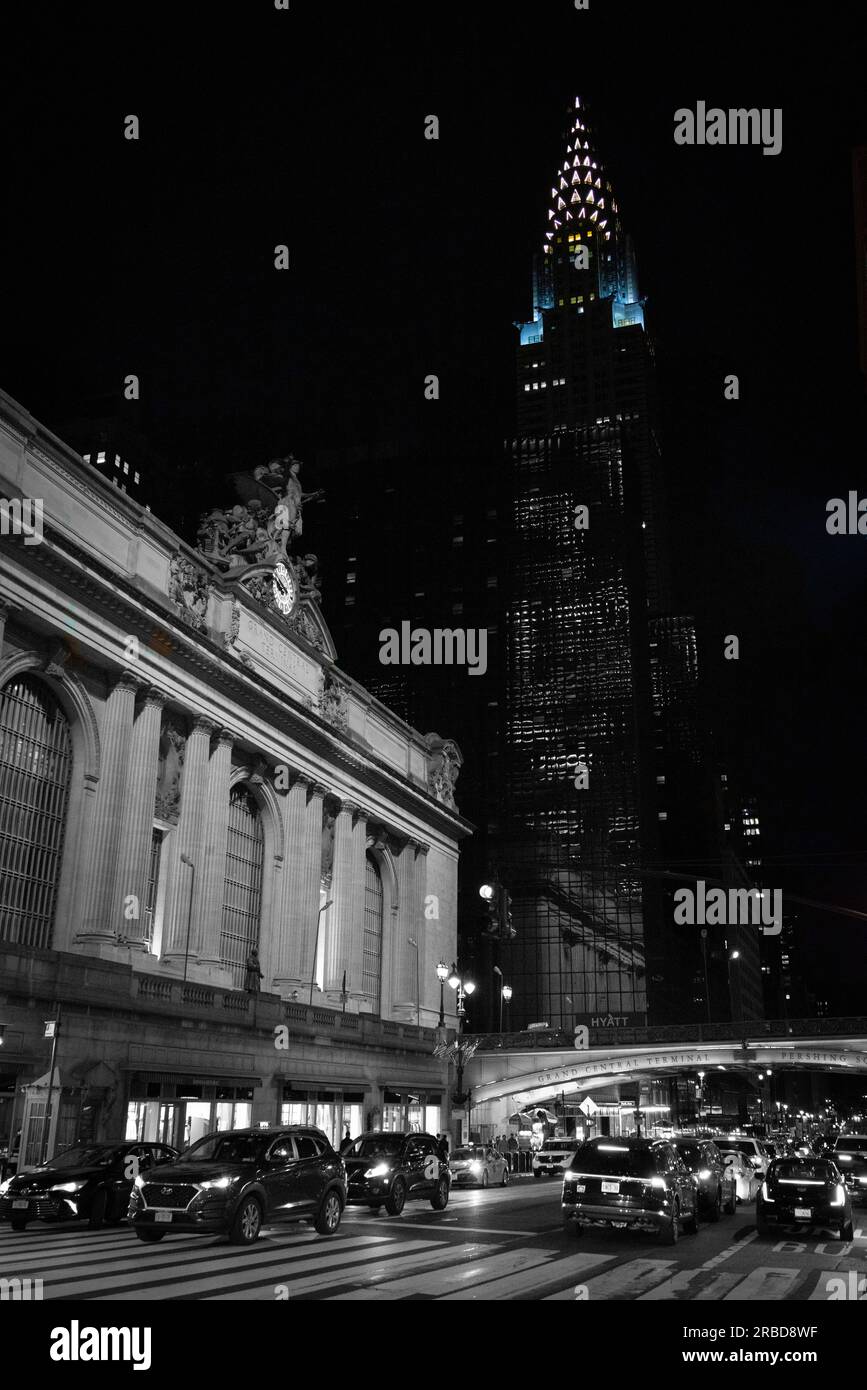 Chrysler Building und Grand Central Station bei Nacht Stockfoto