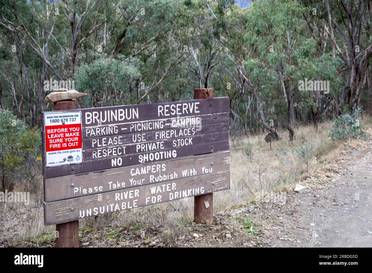 Die Bridle-Strecke zwischen Bathurst und Hill End, 4x4 ute-Pässe am Bruinbun reservieren einen Camping- und Picknickbereich neben dem Trail, New South Wales Stockfoto