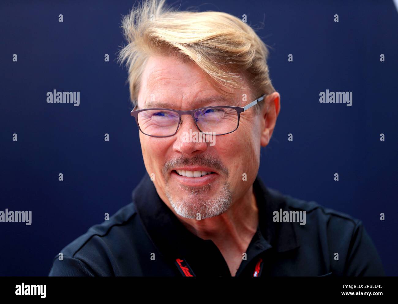 Der ehemalige F1-Fahrer Mika Hakkinen vor dem britischen Grand Prix 2023 in Silverstone, Towcester. Foto: Sonntag, 9. Juli 2023. Stockfoto
